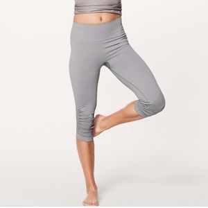 Lululemon Awakening Crop Leggings